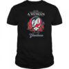 Never Underestimate A Woman Who Understands Grateful Dead And Loves New York Yankees 2025 Shirt
