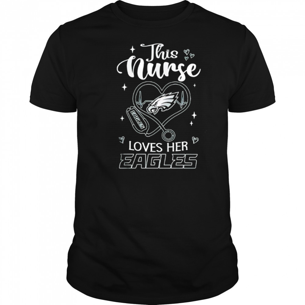This nurse love her Philadelphia Eagles shirt