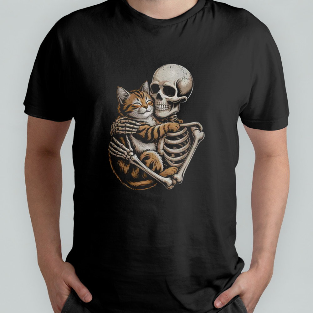 Skeleton Hugging Cat Lover Halloween Cat Mom Dad shirt