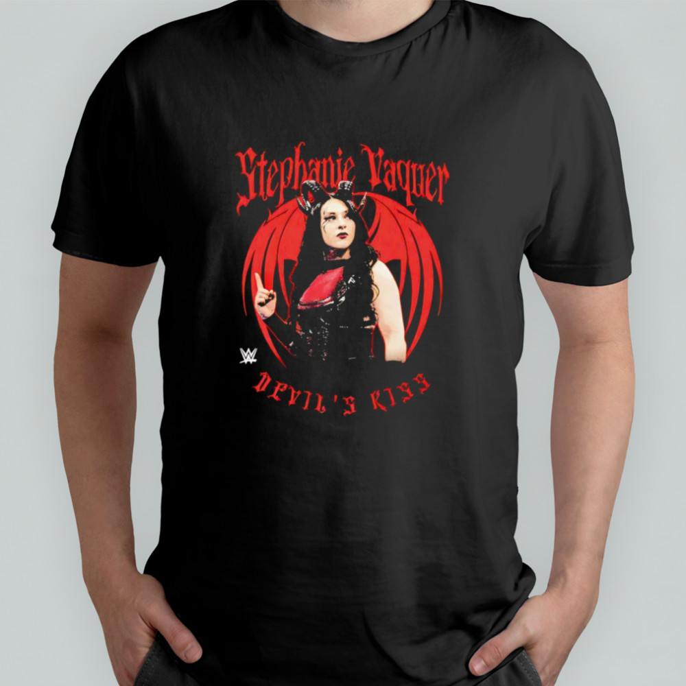 Stephanie Vaquer wings shirt