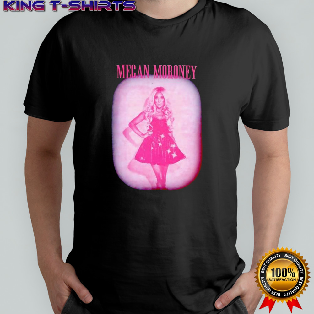 Megan Moroney pink shirt