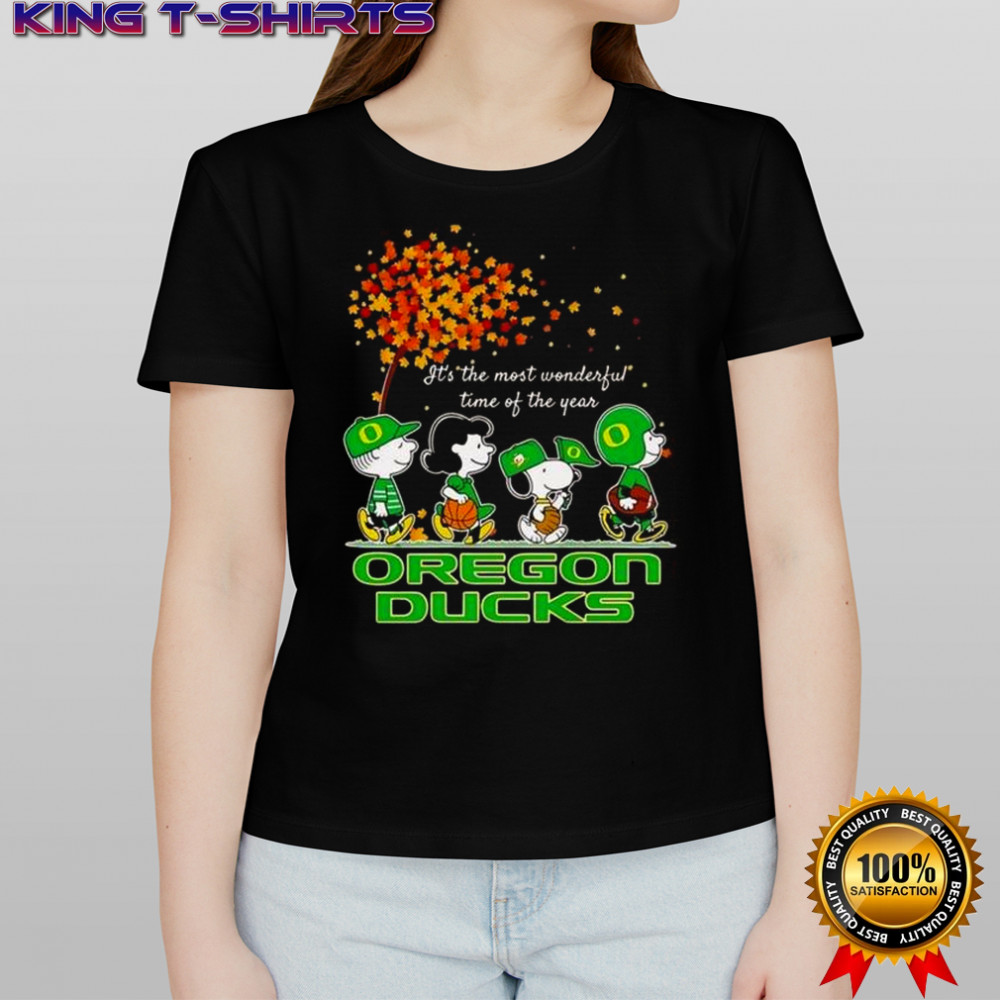 Snoopy And Friends Oregon Ducks Sports Team It’s The Most Wonderful Time Of The Year Autumn T-Shirt
