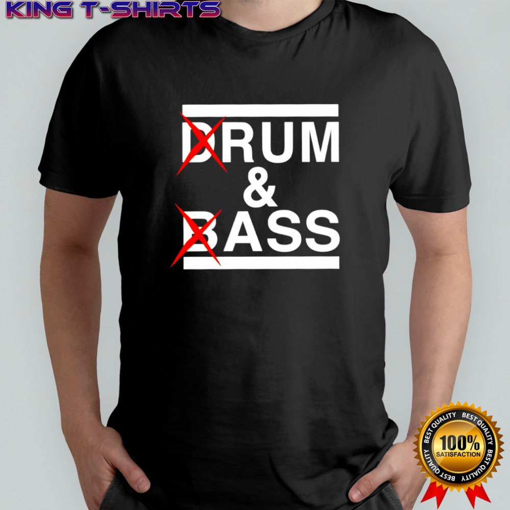 Deadmau5 Wearing Drum & Bass Shirt