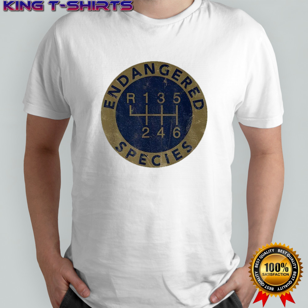 Endangered Species R 135246 vintage logo shirt