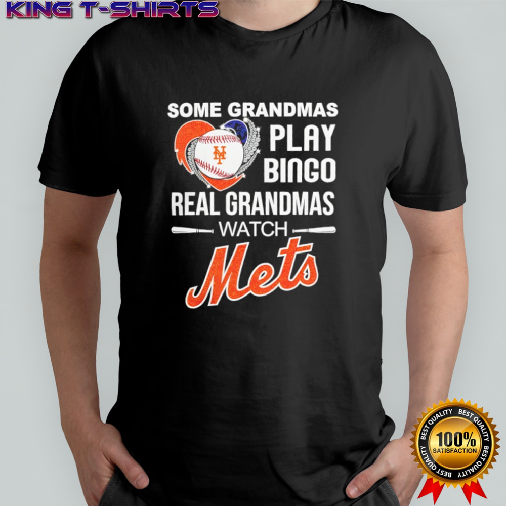 Some grandmas play bingo real grandmas watch New York Mets shirt