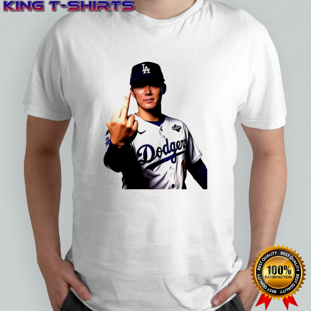 Yoshinobu Yamamoto middle finger Los Angeles Dodgers World Series 2025 shirt