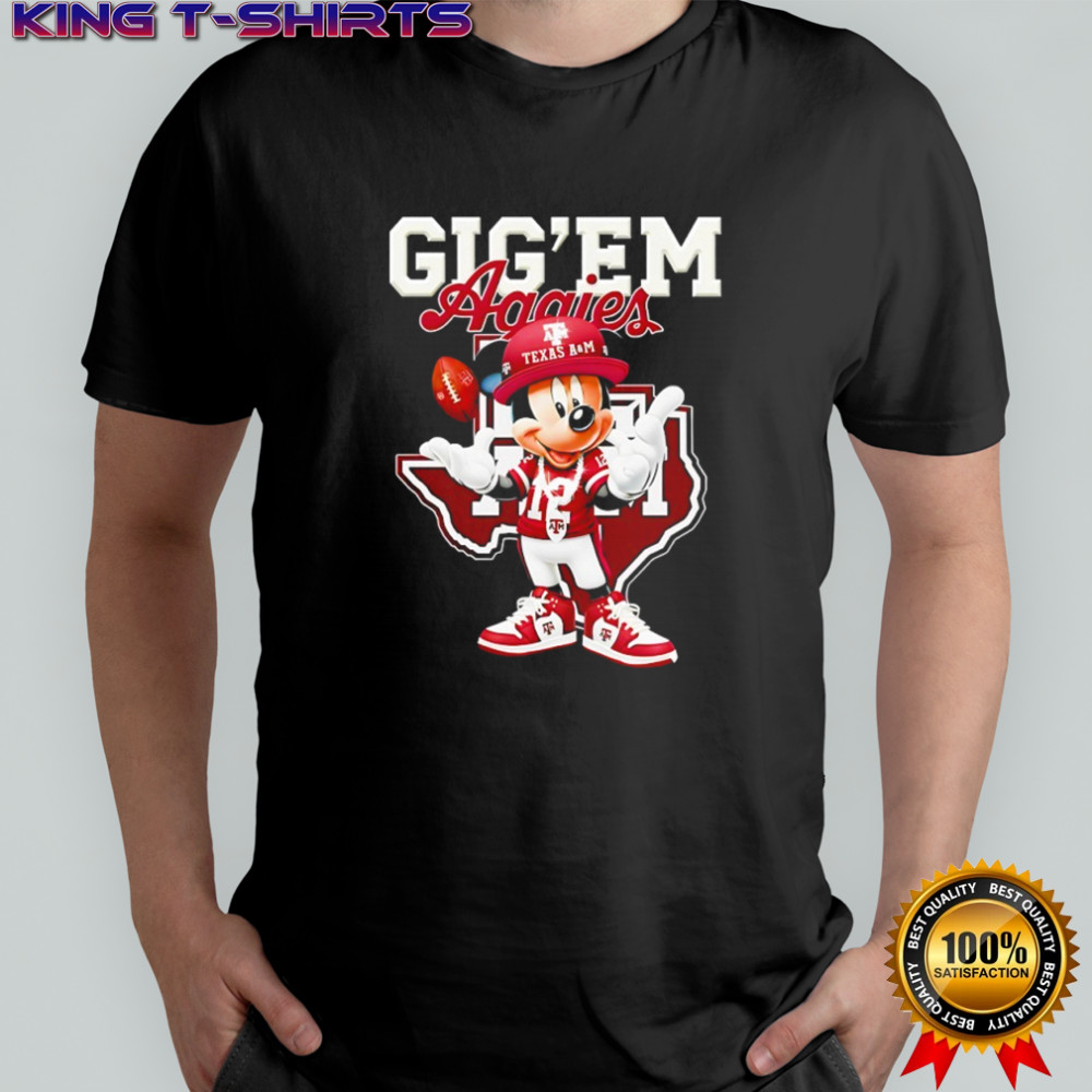 Mickey mouse with Texas A&M Aggies outfit Gig ’em shirt